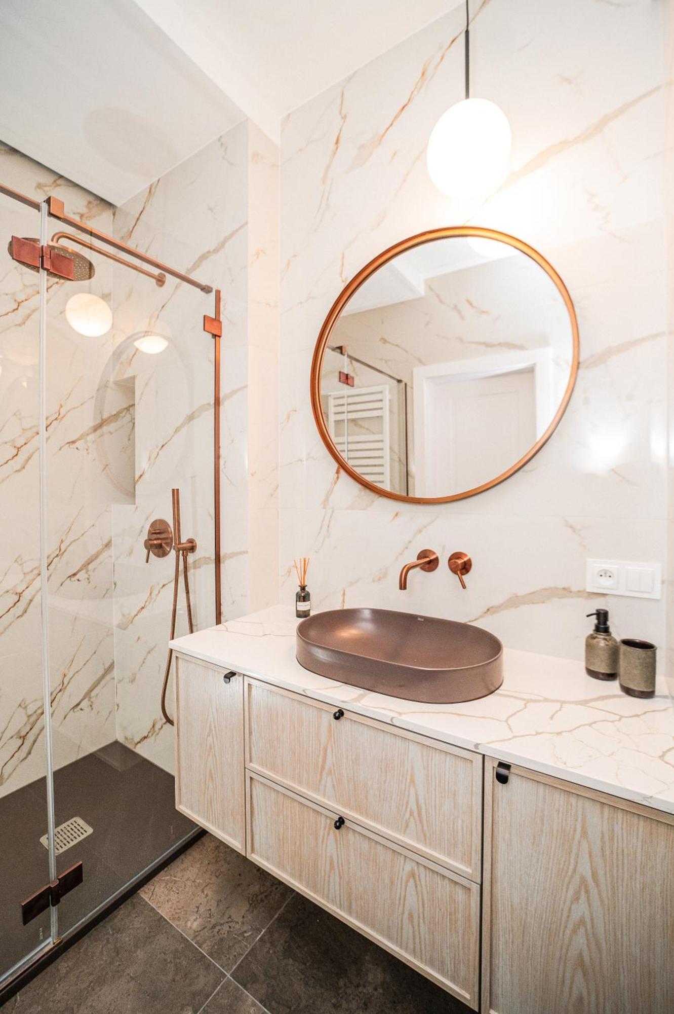 Initium Apartment