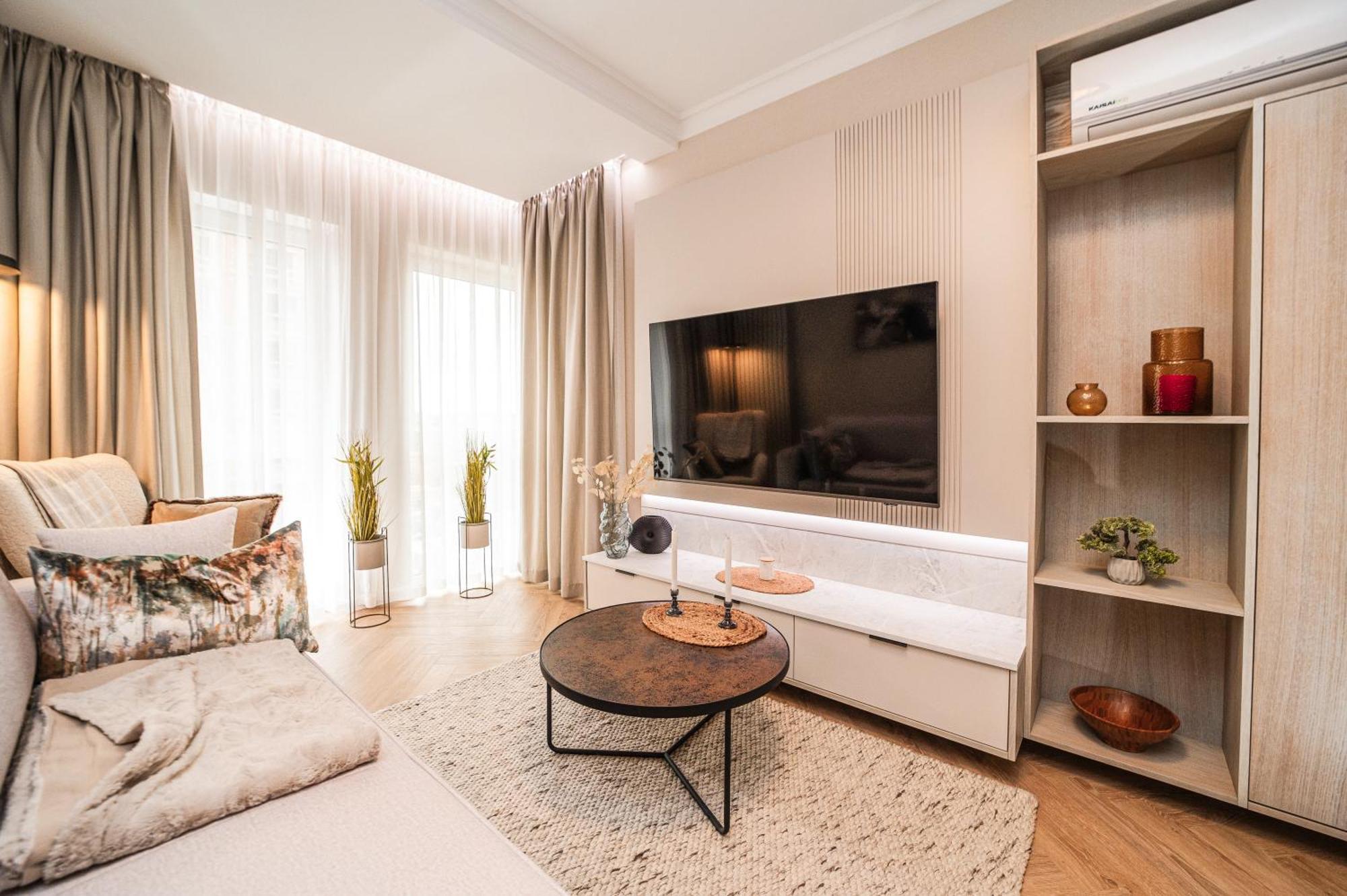 Initium Apartment